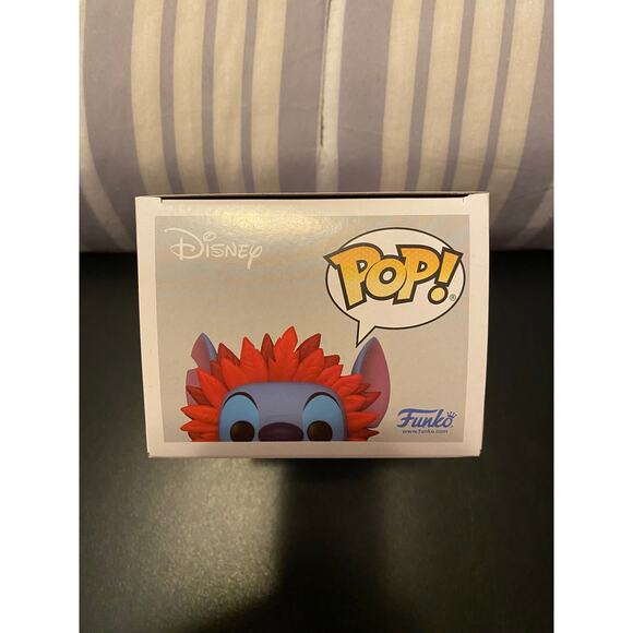 Funko Pop Disney:  Stitch In Costume - Stitch As Simba - Picture 5 of 6